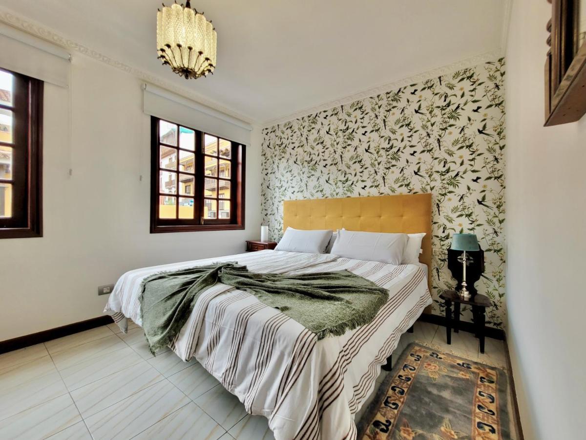푸에르토 드 라 크루즈 The Balcony House With Free Parking 아파트 외부 사진