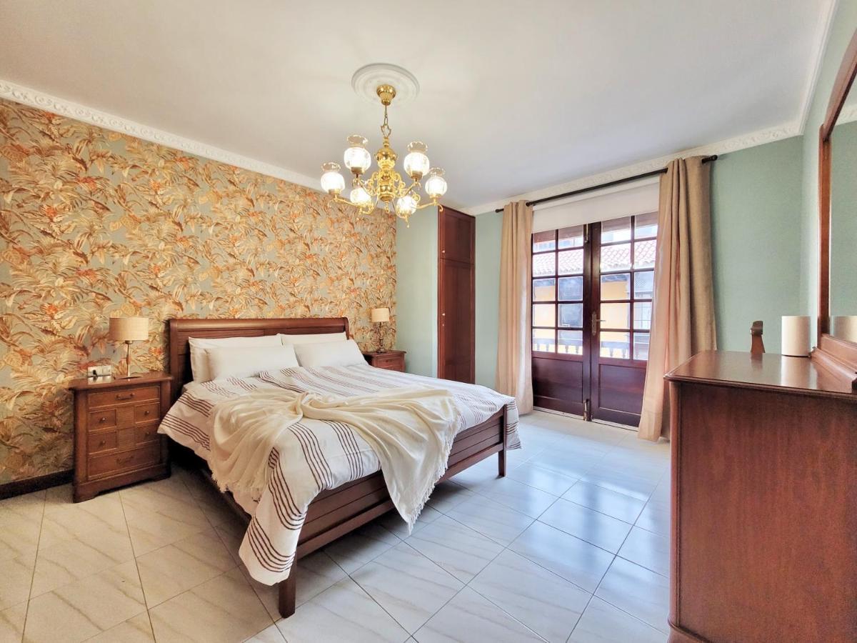 푸에르토 드 라 크루즈 The Balcony House With Free Parking 아파트 외부 사진