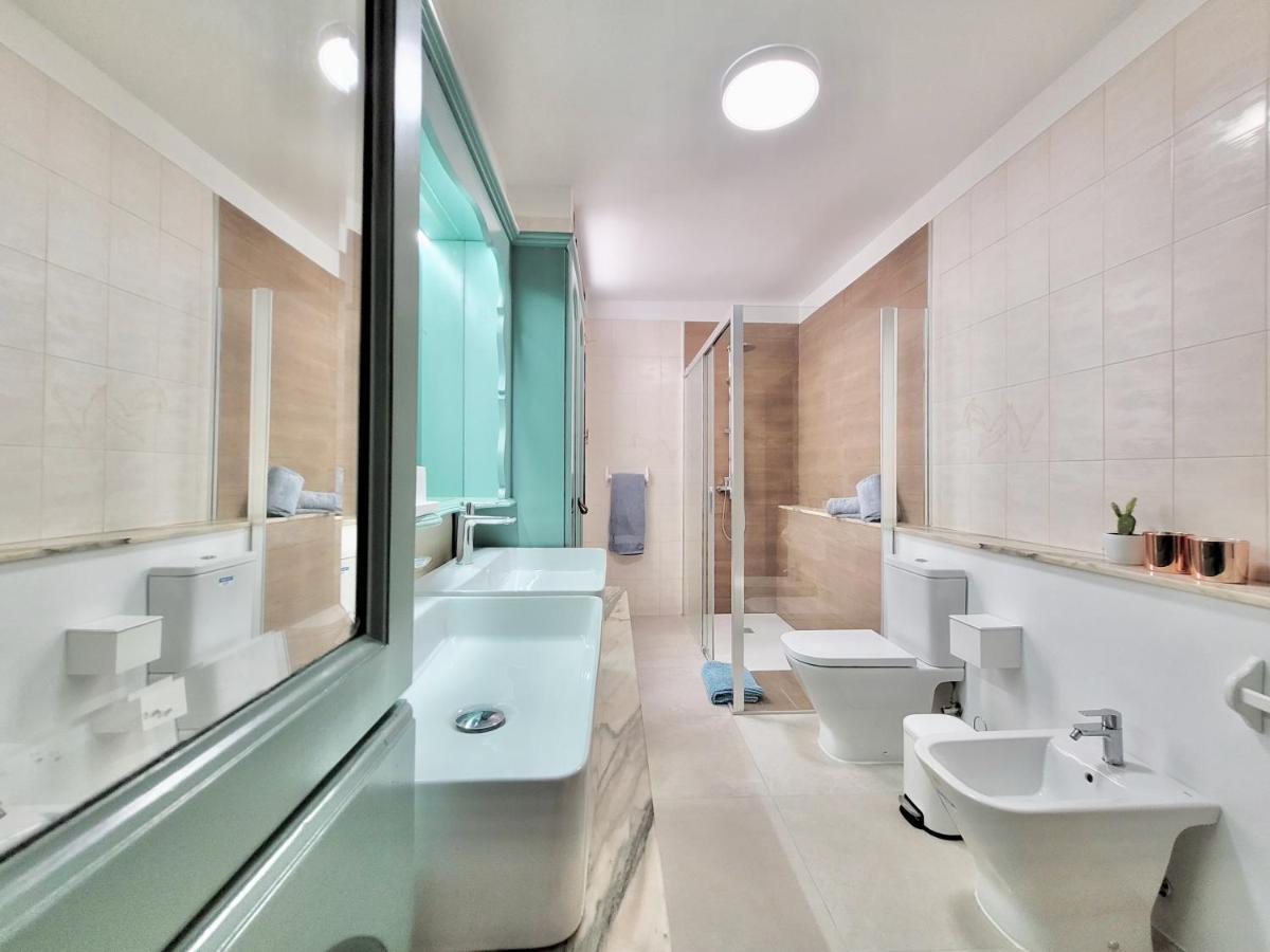푸에르토 드 라 크루즈 The Balcony House With Free Parking 아파트 외부 사진