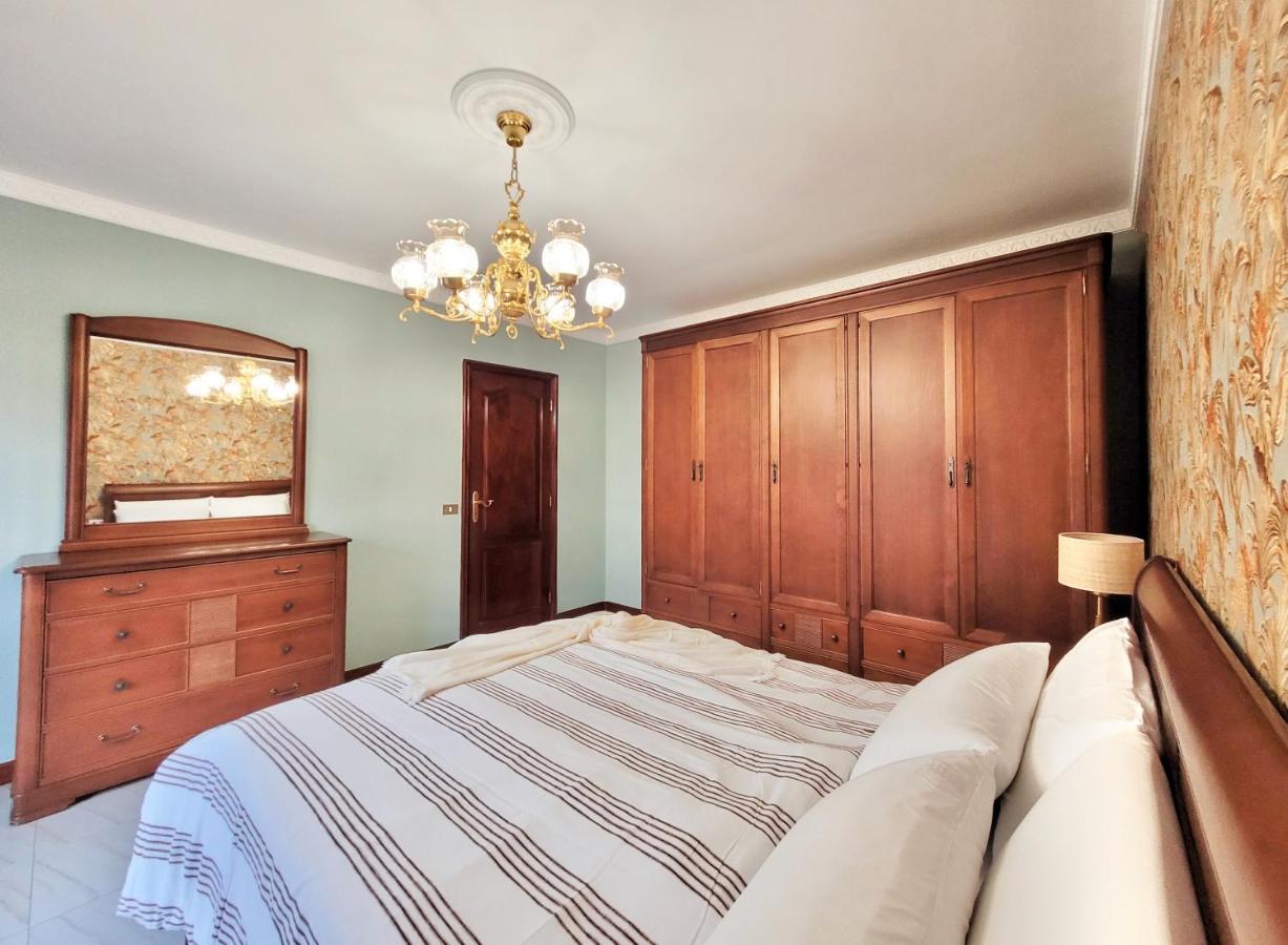 푸에르토 드 라 크루즈 The Balcony House With Free Parking 아파트 외부 사진