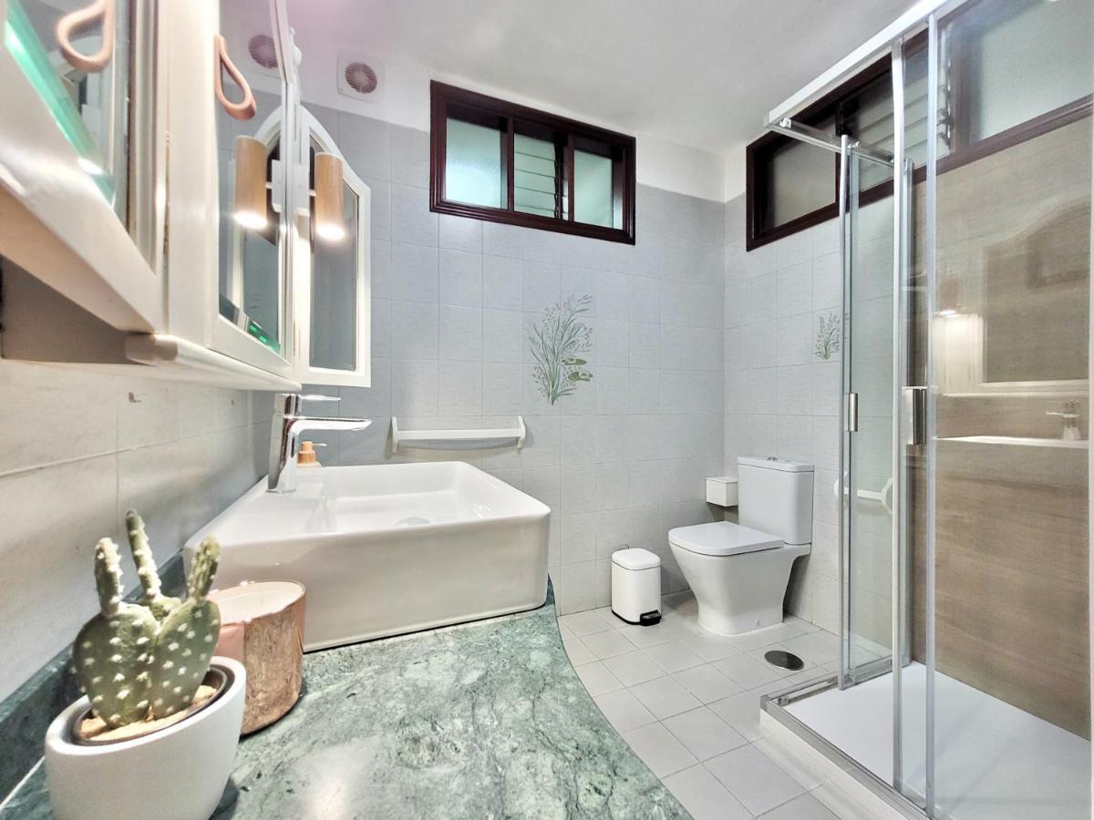 푸에르토 드 라 크루즈 The Balcony House With Free Parking 아파트 외부 사진