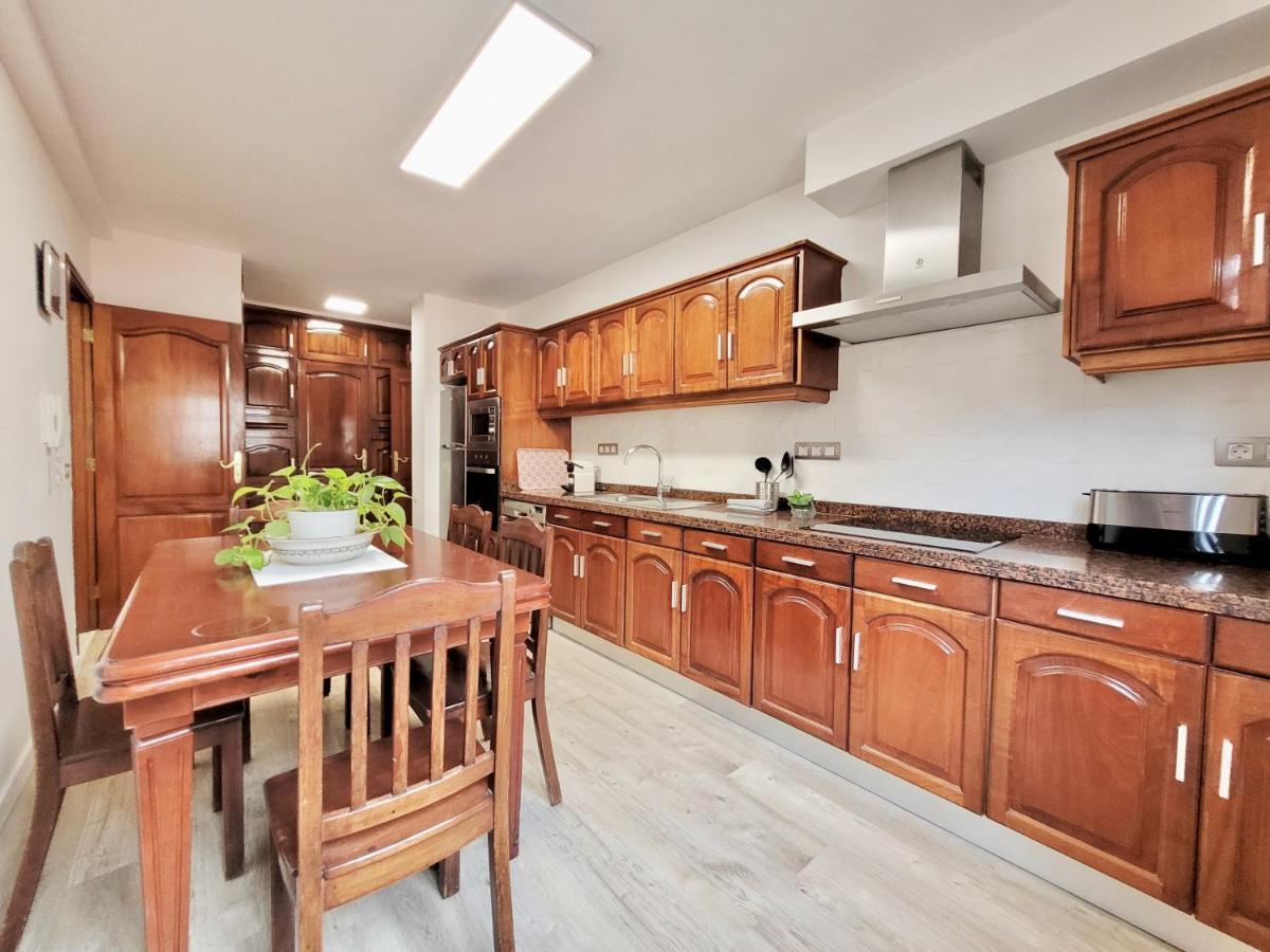푸에르토 드 라 크루즈 The Balcony House With Free Parking 아파트 외부 사진